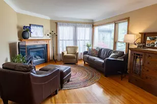 1220 Alameda St, Saint Paul, MN 55117 - Photo 2