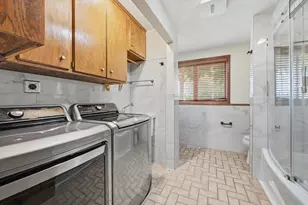 5724 Auto Club Cir, Bloomington, MN 55437 - Photo 16