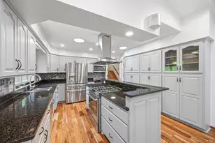5724 Auto Club Cir, Bloomington, MN 55437 - Photo 4