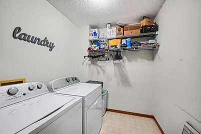 1106 Crystal Place W, Chaska, MN 55318 - Photo 20