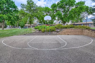 6387 Saint Johns Drive, Eden Prairie, MN 55346 - Photo 28