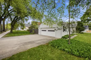 615 10th Ave S, Fargo,  58103 - Photo 28