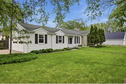 615 10th Avenue S, Fargo,  58103 - Photo 2