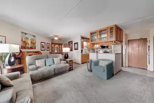 2601 Kenzie Terrace, Saint Anthony, MN 55418 - Photo 4