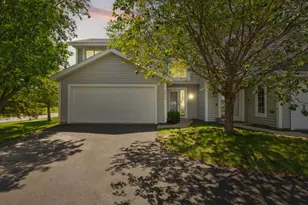 2814 Riverwood Ln NW, Rochester, MN 55901 - Photo 2