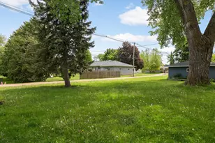 405 1st Ave SE, New Prague, MN 56071 - Photo 28