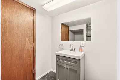 2412 25th Street NW, Rochester, MN 55901 - Photo 18