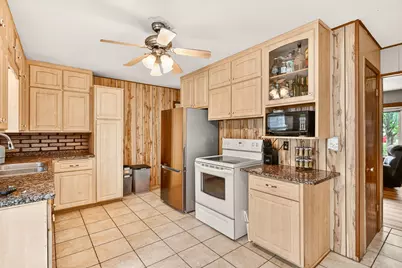 2412 25th Street NW, Rochester, MN 55901 - Photo 6