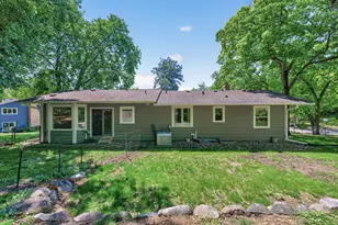 12020 Mayflower Cir, Hopkins, MN 55305 - Photo 8