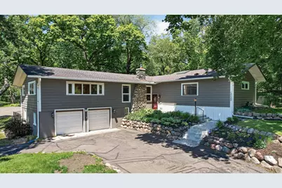 12020 Mayflower Circle, Hopkins, MN 55305 - Photo 2