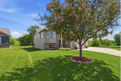 1306 Iris Lane NE, Saint Joseph, MN 56374 - Photo 2