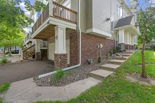 208 Christenson Way NE, Fridley, MN 55432 - Photo 4