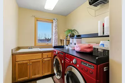 4946 259th Court, Wyoming, MN 55092 - Photo 26
