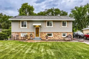 1580 16th St NW, New Brighton, MN 55112 - Photo 2