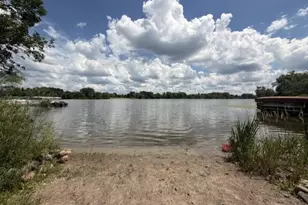 1580 16th St NW, New Brighton, MN 55112 - Photo 2