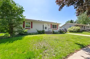 2038 44th St NW, Rochester, MN 55901 - Photo 4