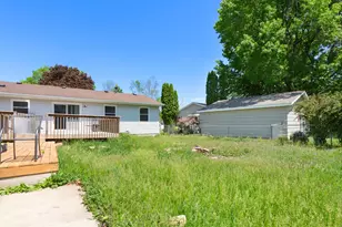 2038 44th St NW, Rochester, MN 55901 - Photo 10