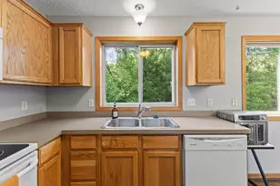 6928 91st St NE, Monticello, MN 55362 - Photo 4