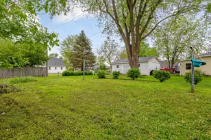 221 Beech Ave, Owatonna, MN 55060 - Photo 6