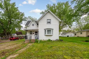 221 Beech Ave, Owatonna, MN 55060 - Photo 2