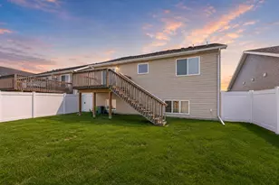 3831 32nd St S, Moorhead, MN 56560 - Photo 2