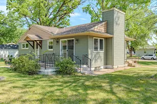 443 6th St NE, Saint Cloud, MN 56304 - Photo 4