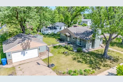 443 6th Street NE, Saint Cloud, MN 56304 - Photo 6