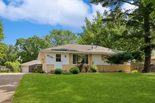 8785 Indahl Ave S, Cottage Grove, MN 55016 - Photo 2