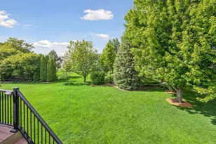 1046 Gusty Dr, Waconia, MN 55387 - Photo 44