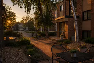 2530 1st Ave S, Minneapolis, MN 55404 - Photo 2