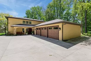 6220 Barberry Cir, Excelsior, MN 55331 - Photo 58