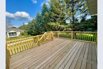 201 25th Street SW, Austin, MN 55912 - Photo 4