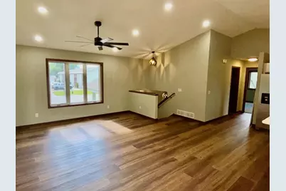 201 25th Street SW, Austin, MN 55912 - Photo 14