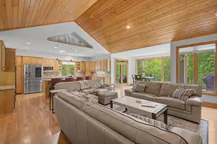 11445 Landing Rd, Eden Prairie, MN 55347 - Photo 10