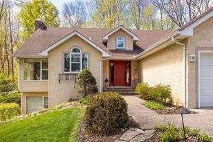 1360 Parkview Dr, Chaska, MN 55318 - Photo 2