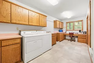 1360 Parkview Dr, Chaska, MN 55318 - Photo 16