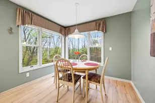 1360 Parkview Dr, Chaska, MN 55318 - Photo 6