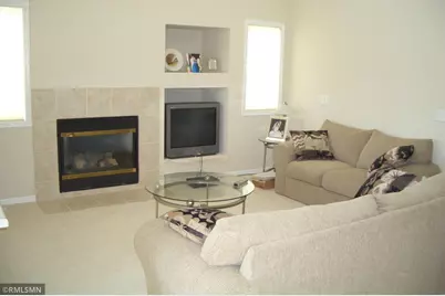 8571 Savanna Oaks Lane, Woodbury, MN 55125 - Photo 6