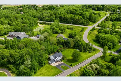 9655 Barton Trail, Inver Grove Heights, MN 55077 - Photo 2