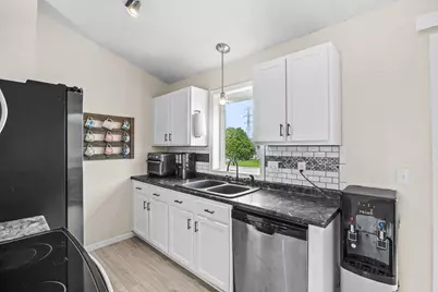 1998 Brittany Court, Shakopee, MN 55379 - Photo 6