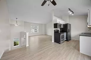1998 Brittany Ct, Shakopee, MN 55379 - Photo 10