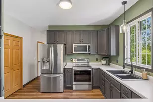 3200 Juniper Cir, Woodbury, MN 55125 - Photo 12