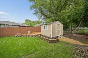 8153 172nd St W, Lakeville, MN 55044 - Photo 28