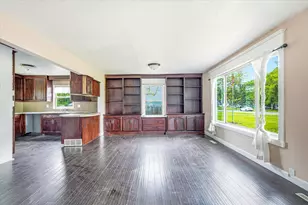 432 2nd St SE, Braham, MN 55006 - Photo 8