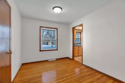 9109 Queen Avenue S, Bloomington, MN 55431 - Photo 12