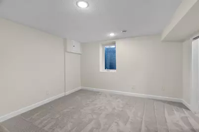 9109 Queen Avenue S, Bloomington, MN 55431 - Photo 22