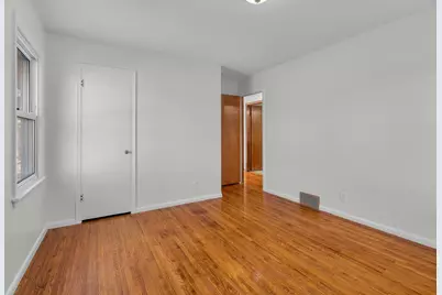 9109 Queen Avenue S, Bloomington, MN 55431 - Photo 14