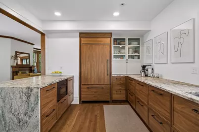 2432 W 24th Street, Minneapolis, MN 55405 - Photo 2