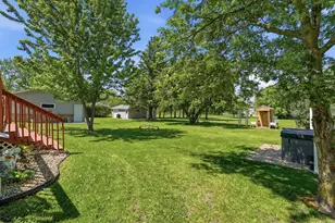 573 Stearns Ave E, Eden Valley, MN 55329 - Photo 40