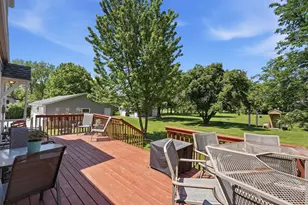 573 Stearns Ave E, Eden Valley, MN 55329 - Photo 6